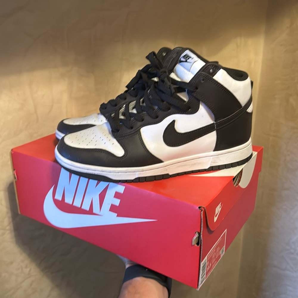 Men's Nike Dunk Retro